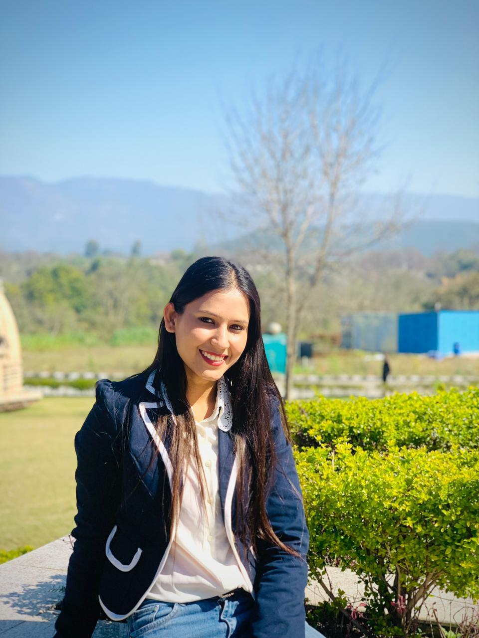 Shivangi Khanna